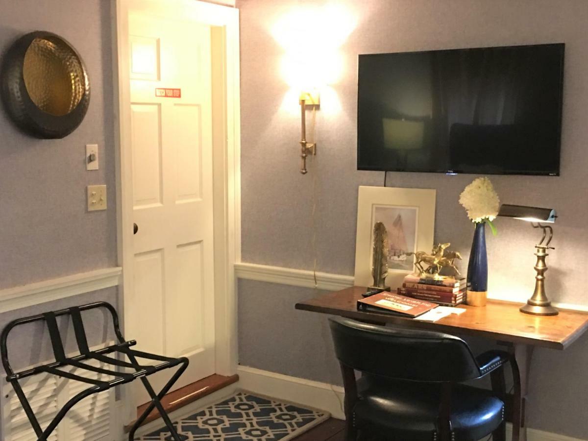Center Lovell Inn Екстериор снимка